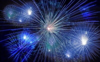 New Year Essay - नववर्ष पर हिन्दी में निबंध